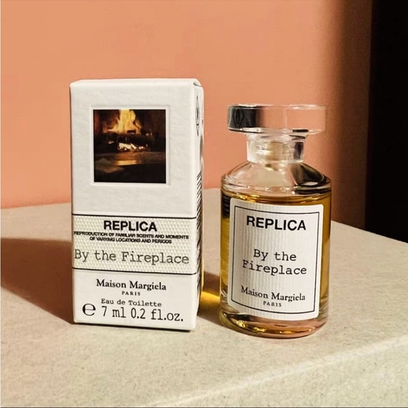 Maison Margiela By the Fireplace NIB - Picture 1 of 3